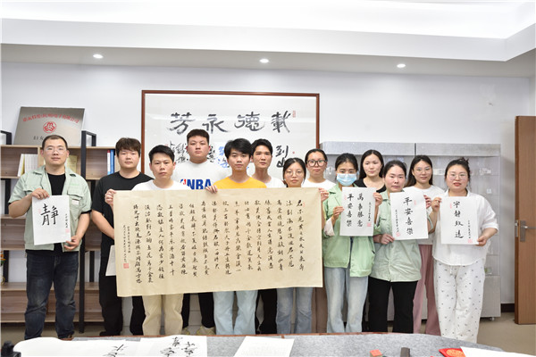 以墨会友 以字交心 | 诺瓦特伦首届书法活动日圆满成功！